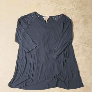 Jessica Simpson Maternity Nursing Shirt
